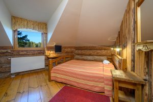 Kahekohaline tuba double voodiga